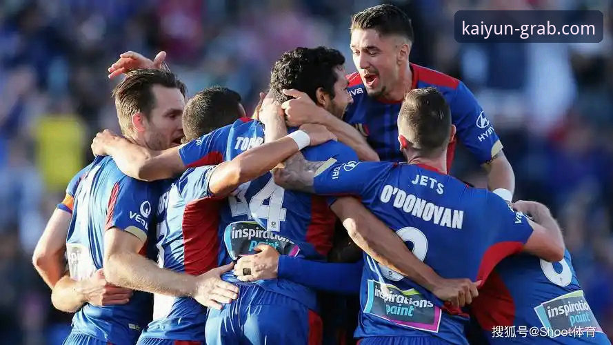 点球大战的残酷与移动端流畅体验的对比：技术视角下的意大利出局